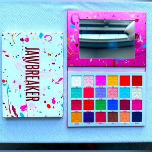 Jeffree Star Cosmetics Jawbreaker Eyeshadow Palette.